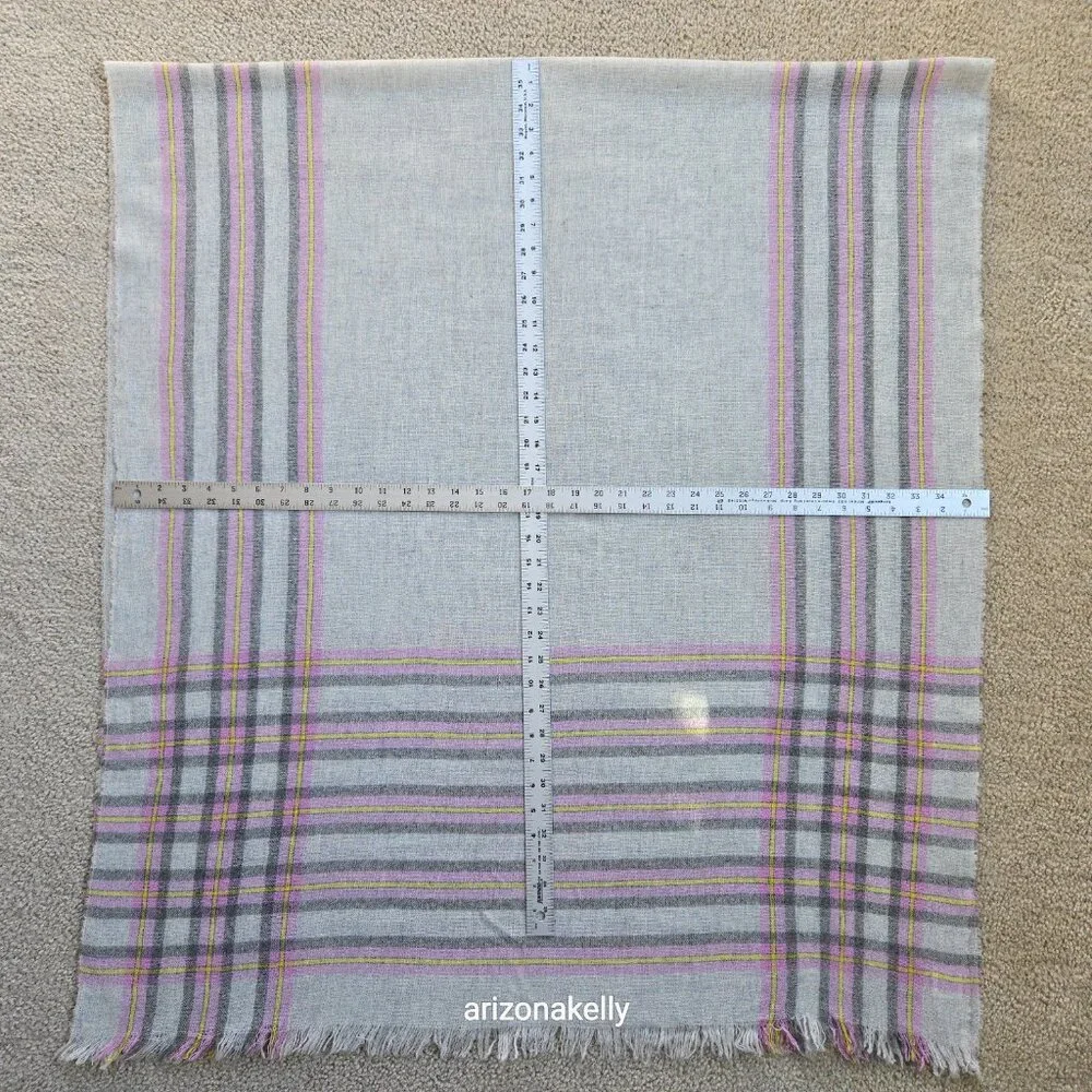 J. Crew Lightweight Wool Grey & Lavender Scarf *TINY TREATED HOLE* - Picture 10 of 14